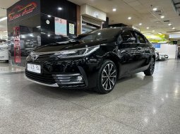 Toyota Corolla Altis  20171.8 Automatic km 30.000 14