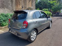 Nissan March 1.2L XS AT 2011 4