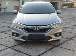 Honda city e at 2018 silver 1