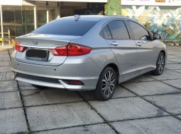 Honda city e at 2018 silver 3