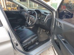 Honda city e at 2018 silver 12