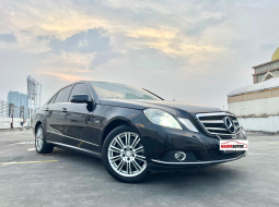 Mercedes Benz E250 CGI Tahun 2010 Matic Hitam 5