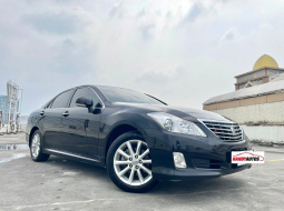 Toyota Crown 3.0 Royal Salon Tahun 2009 Automatic Hitam 3