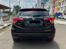 Honda HR-V 1.8L Prestige 2016 Hitam 4