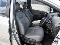 Toyota Yaris S 2010 Silver 7