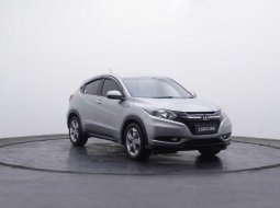Honda HR-V 1.5L E CVT 2017 SUV
DP 10 PERSEN/CICILAN 4 JUTAAN