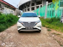 Daihatsu Terios R A/T 2021 Masih Seperti Baru