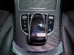 Mercedes-Benz GLC 200 AMG Line 2019 11