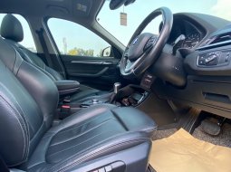 BMW X1 sDrive18i xLine 2017 Hitam 11