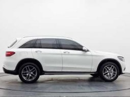 Mercedes-Benz GLC 200 2018 Putih MOBIL BEKAS BERKUALITAS BERGARANSI 1 TAHUN DP 70 JUTAAN 2