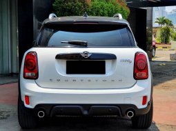 Mini Cooper 2.0 S Countryman JCW Package AT 2019 Putih 6