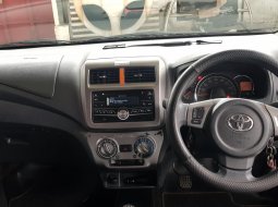 Toyota Agya 1.2 TRD M/T ( Manual ) 2017 Silver Km 28rban Mulus Siap Pakai Good Condition 11