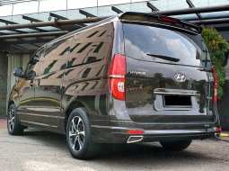 Hyundai H-1 Royale 2018 coklat km 56 rban record cash kredit bisa 6