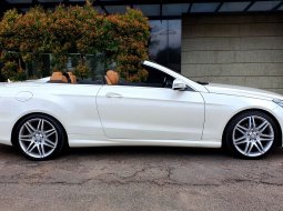 (Low Miles ) Mercedes Benz E250 Cabrio AMG Line (A207) CBU AT 2013 Putih 3