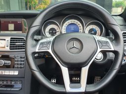 (Low Miles ) Mercedes Benz E250 Cabrio AMG Line (A207) CBU AT 2013 Putih 19