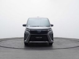 Toyota Voxy 2.0 A/T 2019 Hitam garansi 1 tahun untuk mesin transmisi dan ac 4