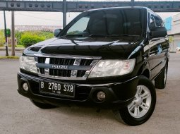 Isuzu Panther LV 2011 Manual