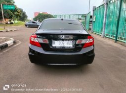 Honda Civic 1.8 Automatic 2013 2