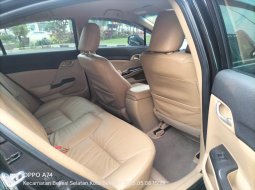 Honda Civic 1.8 Automatic 2013 3