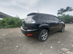 Toyota Harrier 2.4 at 10