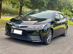 Toyota Corolla 1.6 Hitam 2