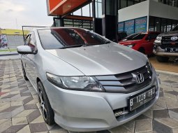 Honda City S 2010 Silver 1