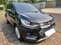 Chevrolet TRAX 1.4 Premier AT 2018 Hitam 4