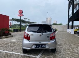 Jual mobil Toyota AGYA G 1.0 AT 2017 , B2110UFD  4