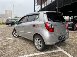 Jual mobil Toyota AGYA G 1.0 AT 2017 , B2110UFD  5