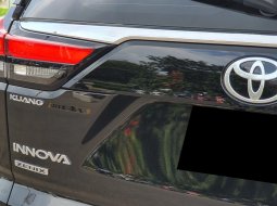 Toyota Kijang Innova Zenix Hybrid q modelista tss Hitam 2023 ready gak perlu indent siap pakai 7