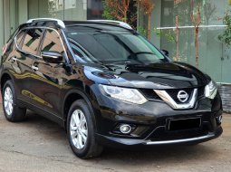 Nissan X-Trail 2.0 Hitam 2016 matic cash kredit proses bisa dibantu