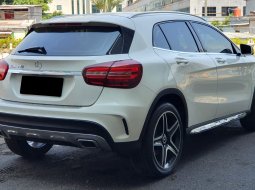 7rban mls mercedes benz mercy gla200 amg line putih 2018 pakai 2019 sunroof cash kredit proses bisa 5