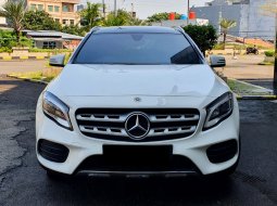 7rban mls mercedes benz mercy gla200 amg line putih 2018 pemakaian 2019 cash kredit proses bisa