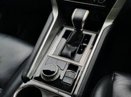 Mitsubishi Pajero Sport NewDakar Ultimate 4x4 A/T Putih 2021 record tangan pertama dari baru 16