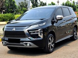 Mitsubishi Xpander ULTIMATE 2022 Hitam matic km 4 rban pajak panjang cash kredit proses bisa dibantu 2