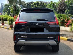 Mitsubishi Xpander ULTIMATE 2022 Hitam matic km 4 rban pajak panjang cash kredit proses bisa dibantu 9