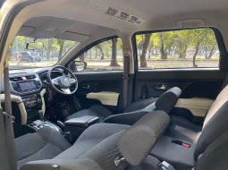 Toyota Rush S TRD 8