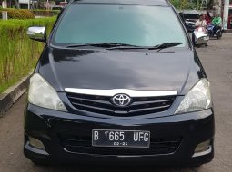 Toyota Kijang Innova 2.0 G 2009 1