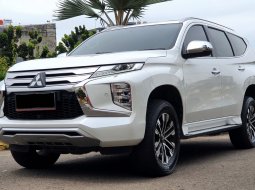 ( SIAP PAKAI )Mitsubishi Pajero Dakar 2.4 Ultimate 4x4 Facelift AT 2021 Putih 3