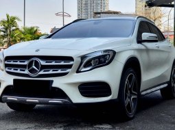 ( SERVICE RECORD ) Mercy GLA200 AMG (X156) CBU Atpm Facelift White On Black Nik 2018 Pakai 2019 3