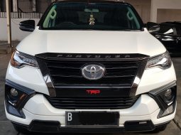 Toyota Fortuner TRD A/T ( Matic ) 2020 Putih Km 49rban Mulus Siap Pakai