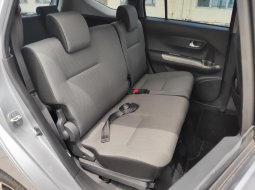 Daihatsu Sigra 1.2 R AT 2022 Silver Pajak Panjang 5
