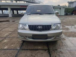 Kijang lgx at 2003 silver