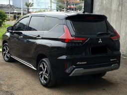 Mitsubishi Xpander Ultimate A/T 2022 facelift matic hitam km 10 rb dp 35 jt saja ktp daerah juga bs 4