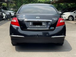 Nissan Teana 250XV AT Hitam 2010 4