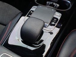 (LOW MILES)Mercedes Benz CLA 200 AMG Line AT Facelift CBU 2019 Hitam 11