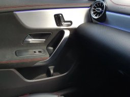 (LOW MILES)Mercedes Benz CLA 200 AMG Line AT Facelift CBU 2019 Hitam 14