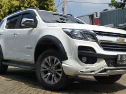 Chevrolet Trailblazer 2.5L LTZ 2018 Putih KM40rb mulus banget 6