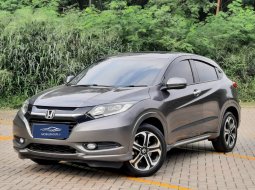 Honda HR-V 1.8 Prestige SUV AT 2018 Grey kM 20 Rb dP 4,9 jT No Pol Genap 1