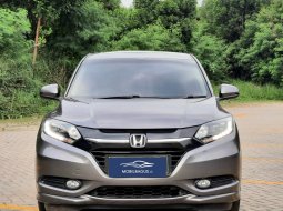 Honda HR-V 1.8 Prestige SUV AT 2018 Grey kM 20 Rb dP 4,9 jT No Pol Genap 7